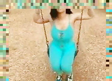 Thick booty on da swing