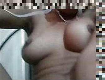 Real closeup of Parul bhabhi&rsquo;s boobs and pussy