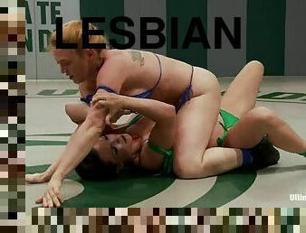 Long-haired brunette gets fucked on tatami by her lesbian rival