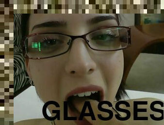 Perverted games with a stunning chick in glasses