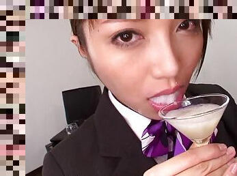 Yuuna Takizawa sucks a cock and drinks cum out of a glass