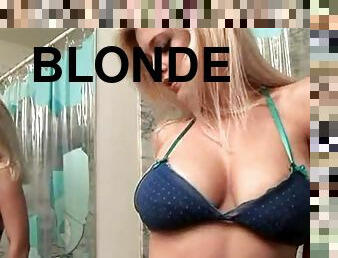 Blonde babe Juliette Frette will astonish you with her body