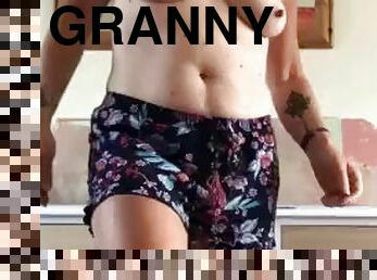 Granny loves to suck cock