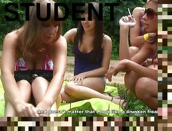 Student sex friends on a picnic
