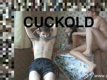 Cuckold Watches Girlfriend Get Cumshot