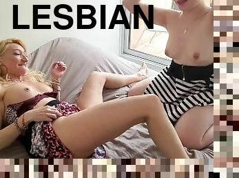 isot-tissit, orgasmi, pillu-pussy, amatööri, lesbo-lesbian, sormettaminen, suuteleminen, rinnat