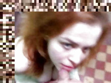 Amateur redhead takes a pecker on camera