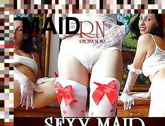 Maid has no panties. The maid is a very flexible lady. 