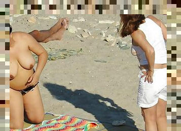 Sexy Nude Milfs Beach Voyeur Hd Video Spycam Candid