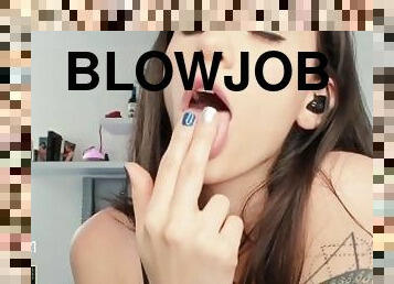 Gia_Baker Licking her Fingers / Flashing her Body / Blow Job