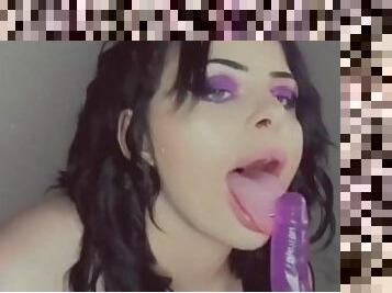 GOTH SLUT SUCKS HER PURPLE DILDO