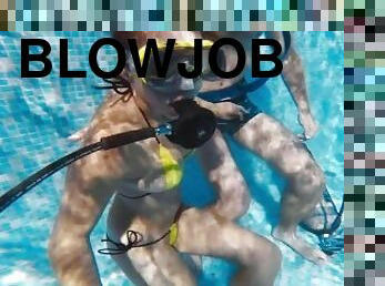 Underwater blowjob and hand job by Polina Rucheyok
