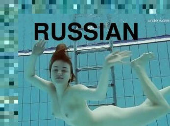 الاستحمام, كبيرة-الثدي, عام, روسية, فاتنة, مراهقون, أوروبية, يورو, طبيعية, حمام-سباحة