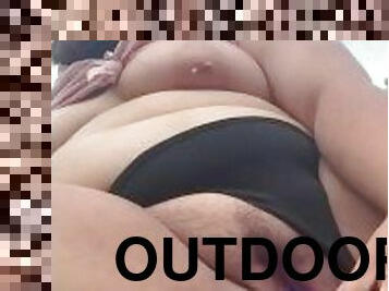 Outdoor big dildo fuck w/squirting