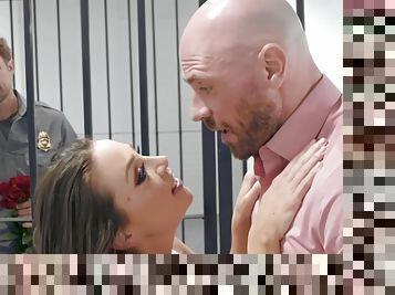 Lustful Wife Sucks Long Dick Of Her Hubby In The Jail - Johnny Sins And Abigail Mac