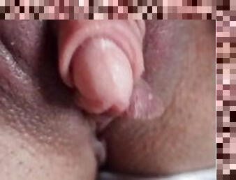 clito, grosse, énorme, masturbation, orgasme, chatte-pussy, belle-femme-ronde, solo, géant, bite