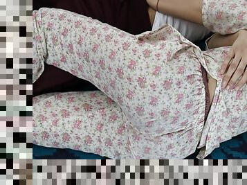 Desi Family Sex Indian Widow Hungry Pussy Fucked By Big Cock Desi Ma Ki Chudai Hindi Sex Video