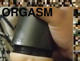 Teen uses fleshlight and unloads in it!!!