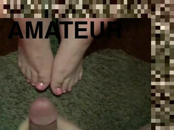 Mini Cumshot On latina sluts Sexy Painted Toes (Feet Cumshot)