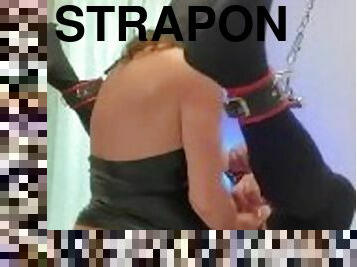 Spreader bar strapon  pegging till sub cums