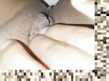 Putita mexicana estudiante se masturba, segunda parte... Squirt orgasmo femenino