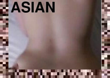 asiatiche, culi, amatoriali, ragazze-giovani, giovanissime, spruzzi-di-sperma, culo