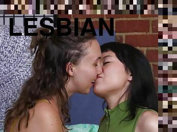 aasialainen, pillu-pussy, lesbo-lesbian, sormettaminen, nussiminen, luonnollinen, ruskeaverikkö
