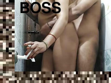 Bathroom Sex With Hot Boss Wife With Employee Fucking Very Very Sexy Boss Wife