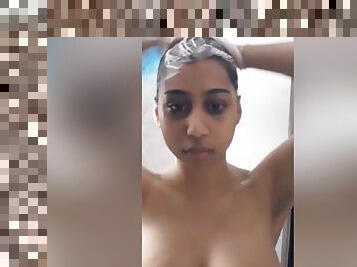 Today Exclusive-sexy Nri Paki Bhabhi Bathing And Blowjob Part1
