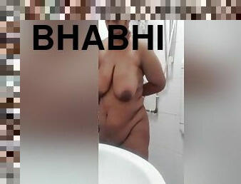 Exclusive- Desi Bbw Bhabhi Record Her Bathing Video For Lover