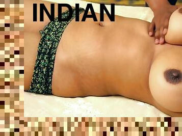 Hot Indian Bhabhi Nude Massage In Parlor With Desi Pari