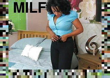 Tanned fat MILF masturbates