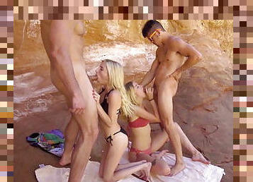 Spring breakers enjoy hot outdoors sex