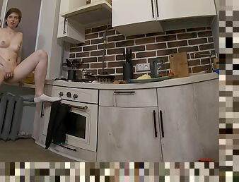 VR masturbation in the kitchen by Amanda