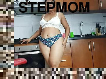 I love the way my stepmom sucks my dick in the kitchen