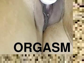 Jasmine Has Multiple Pulsating Orgasms While Using The Satisfyer Pro 2