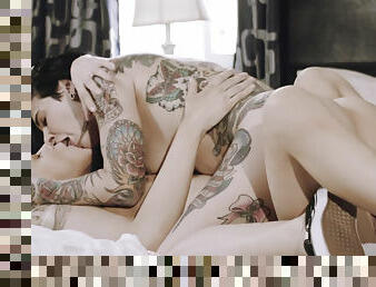 Elsa Jean hooks up with tatted milf Joanna Angel