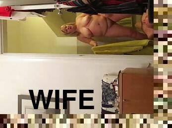 Bbw wife pissing on boyfriend