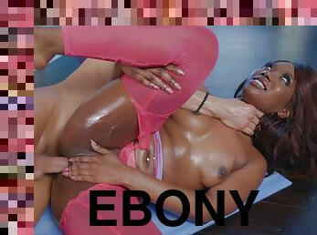 Sexy ebony with huge ass gets analized on the floor