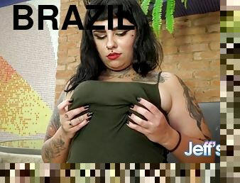 Exotic Brazilian BBW Alana Kralissa Serves Mechanical Master