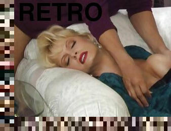 Tyff Million #2 - Blondie retro threesome