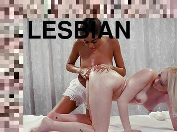 Interracial lesbian pussy licking - Luna Corazon & Marilyn Sugar