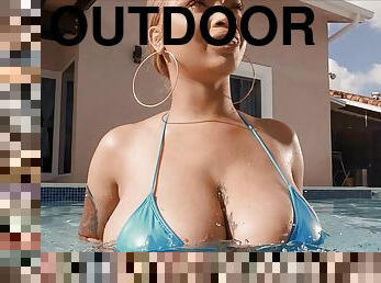 Rough outdoor dicking by the pool with naughty Advoree - HD