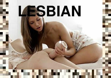 lesbo-lesbian, sormettaminen, alusasut