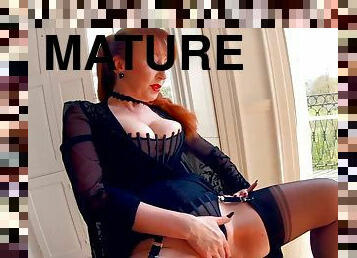 Big titty mature Red XXX masturbates in her lingerie