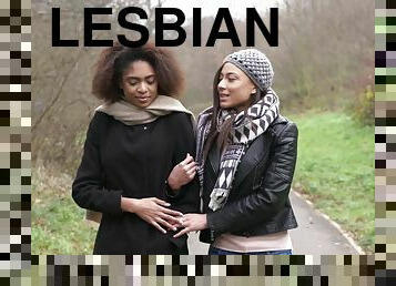 Lesbian interracial sex at home with Luna Corazon and Cassie Del Isla