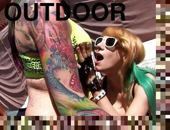 Hardcore outdoors group sex with Zophia Myaw and Kendra White