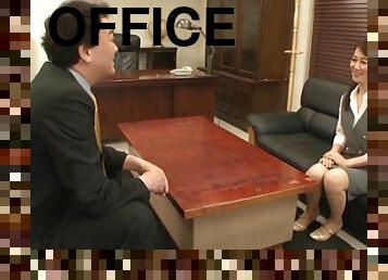 Office sex ends with cum in mouth for a Japanese secretary