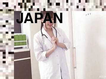 Kinky Japanese doctor Mitani Akari pleasures two dicks at the same time