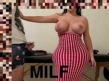 Latina MILF Stepmom was fucked in her huge ass
